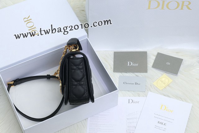 Dior专柜新款迪奥高仿原单小牛皮Cannage藤格纹珍珠链条包 djfk1668